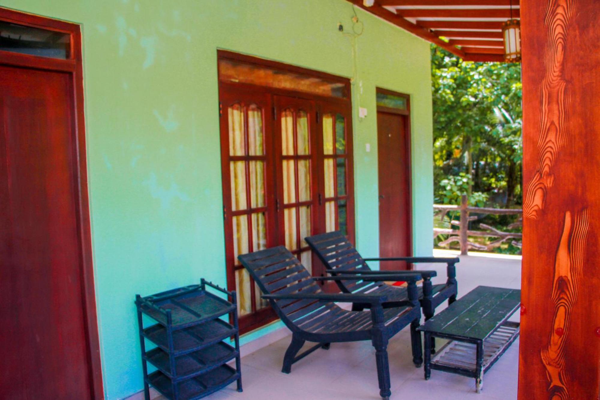 Darshani Lodge Sigiriya Buitenkant foto